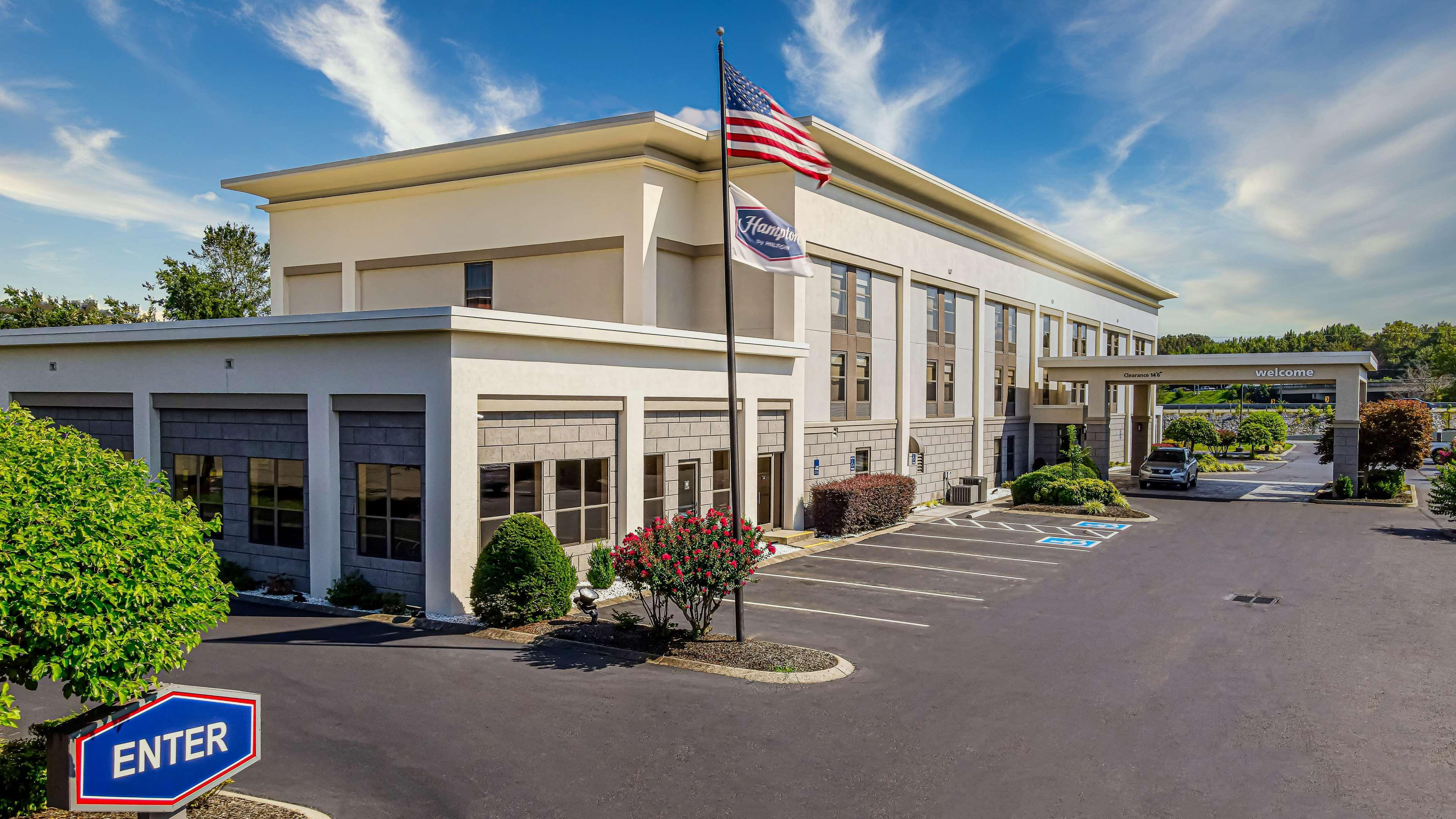 Hampton Inn Dickson Bagian luar foto