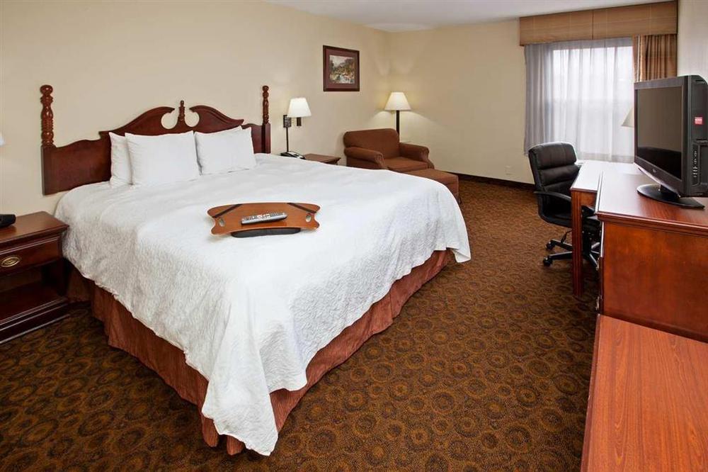 Hampton Inn Dickson Ruang foto