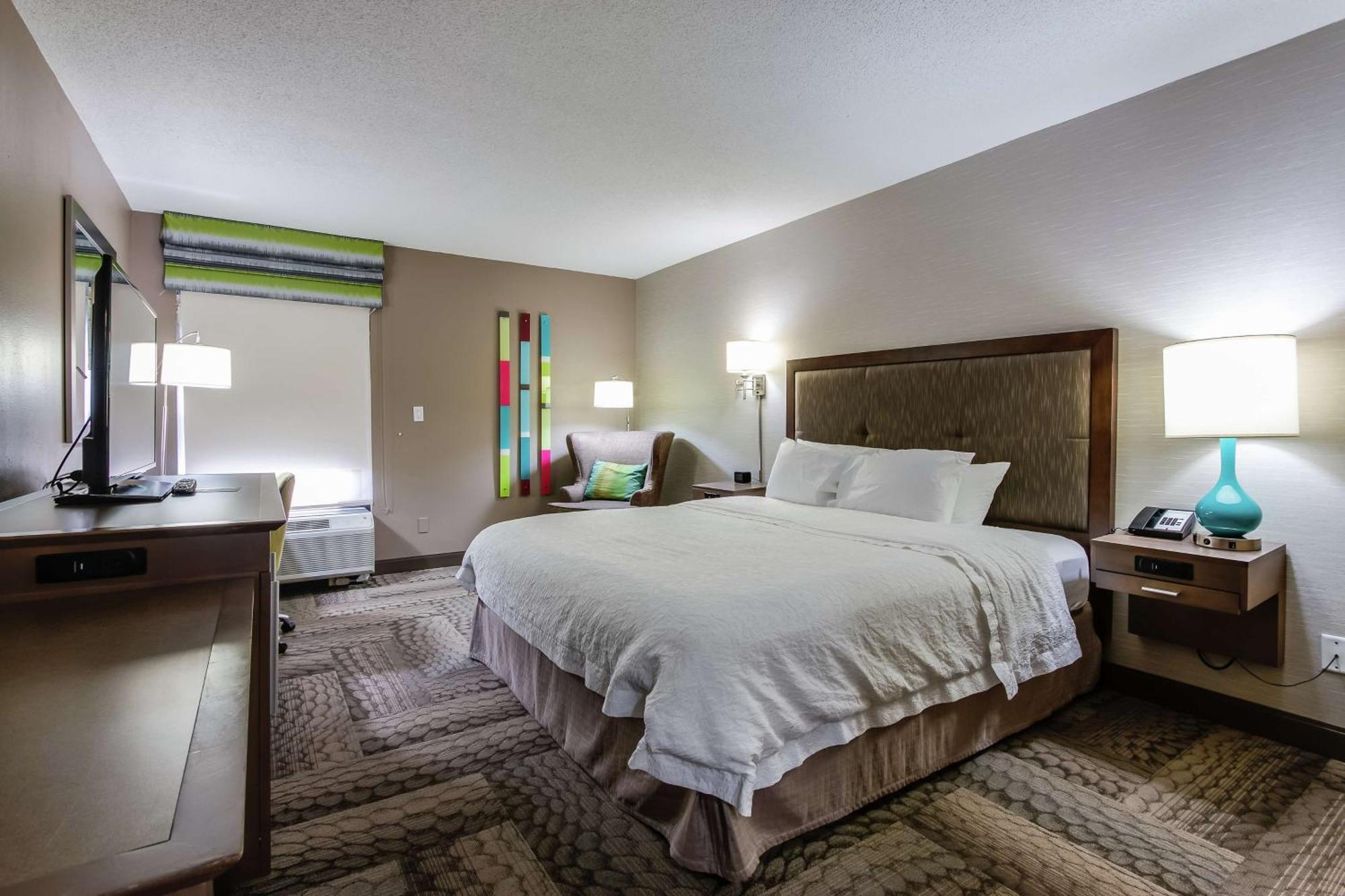 Hampton Inn Dickson Bagian luar foto