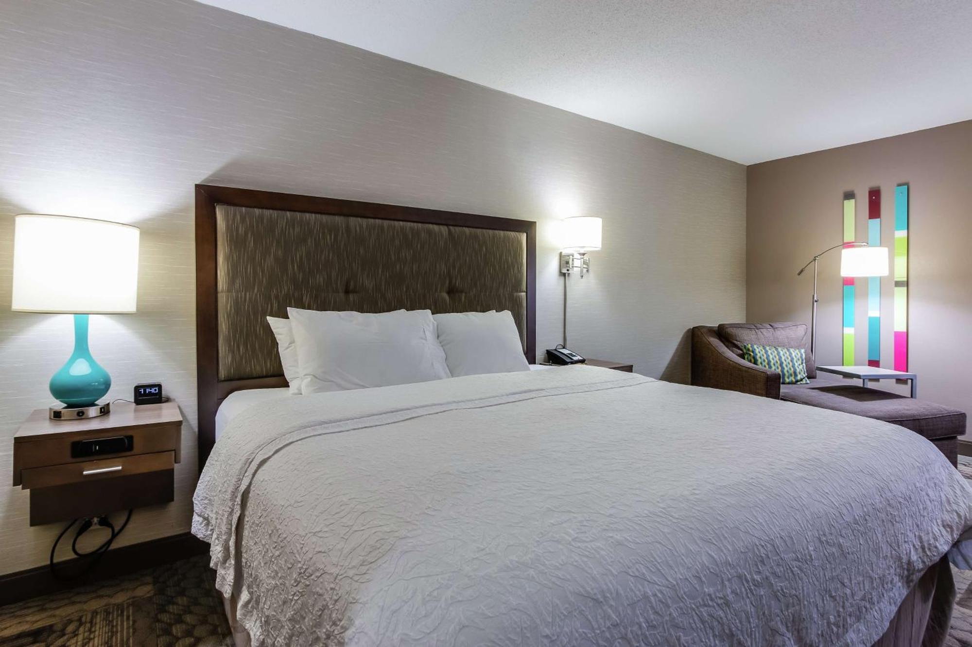 Hampton Inn Dickson Bagian luar foto