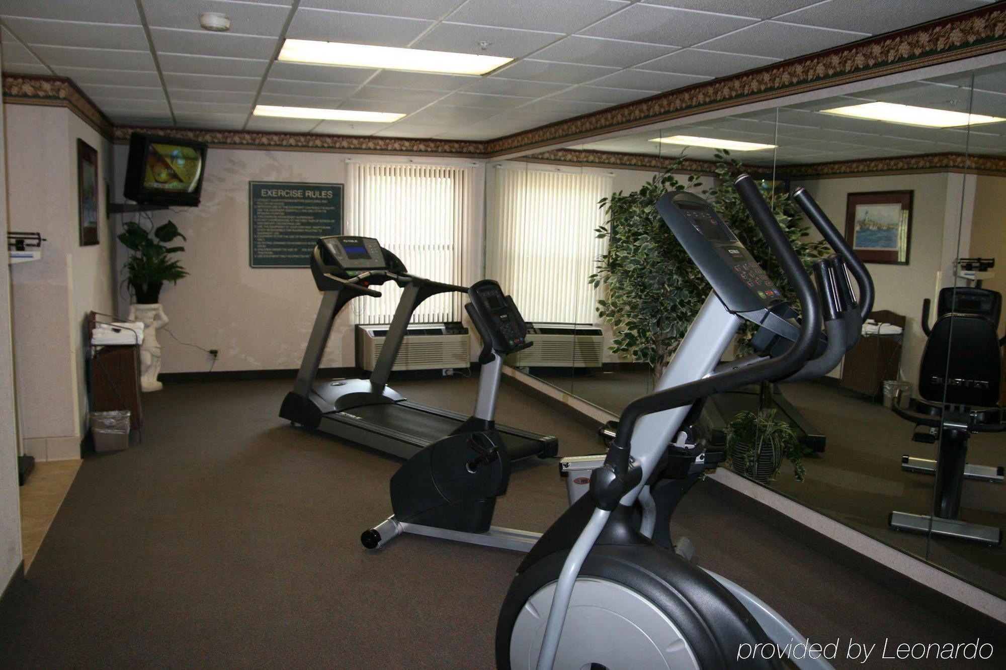 Hampton Inn Dickson Bagian luar foto